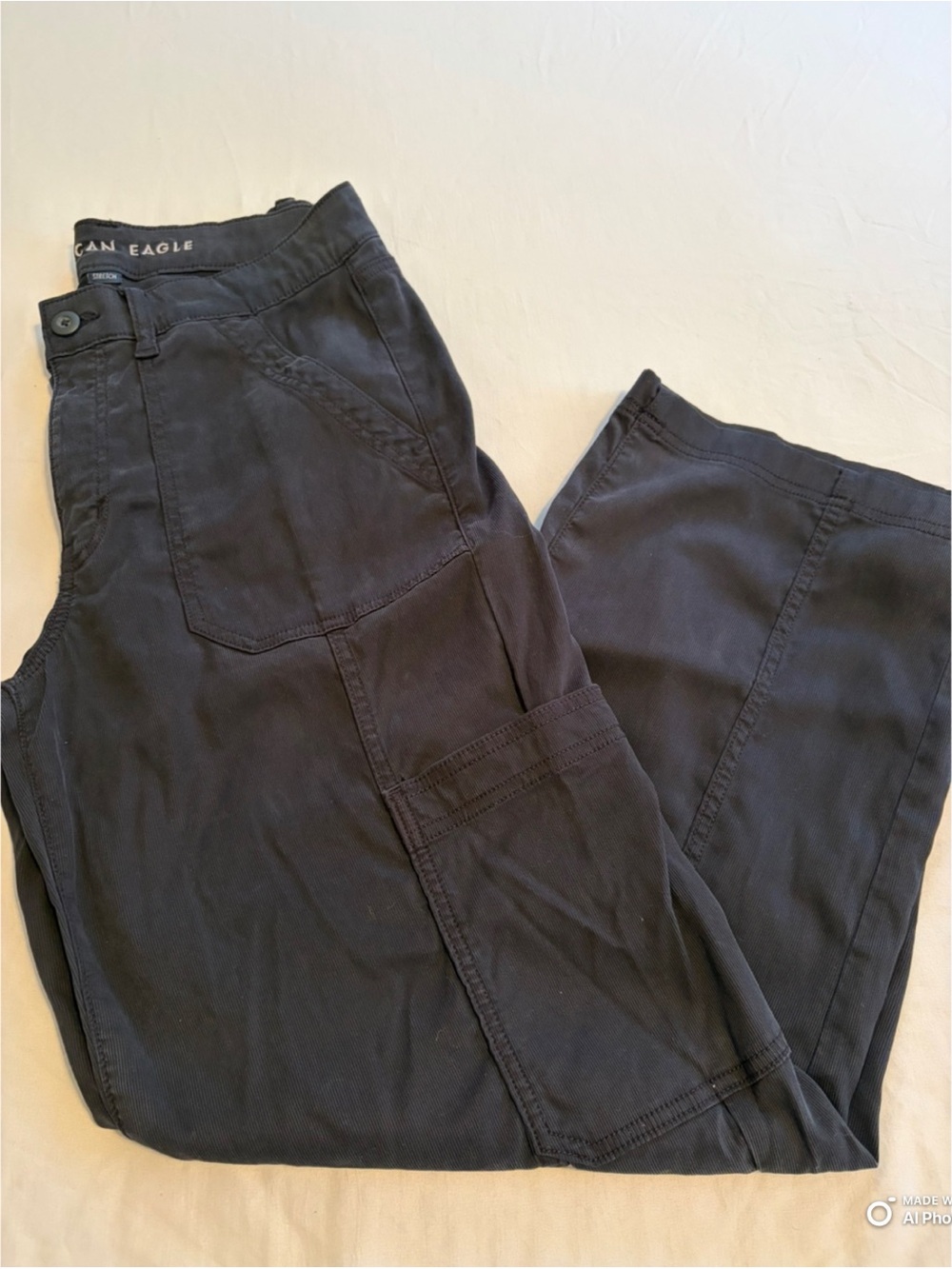Like NEW- American Eagle- Stovepipe cargo